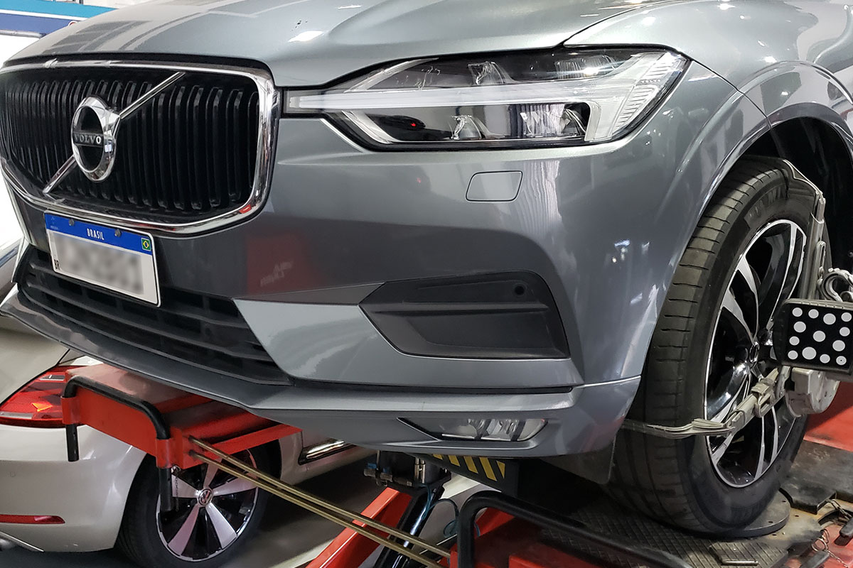 Volvo em manutenção na Oficina Especializada Oma - RJ - 5